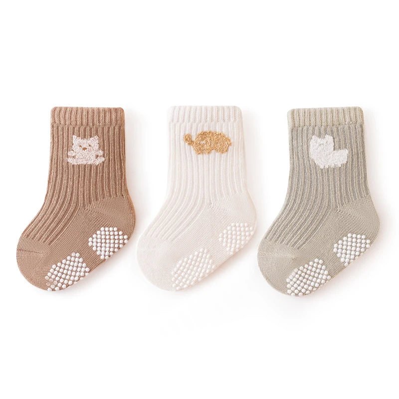 3 Pairs/lot 2023 Autumn Winter Children Non-Skid Embroidery Cartoon Socks Baby Boys Girls 0-5Y Pure Cotton Solid Gripper Socks - Krimiboutique