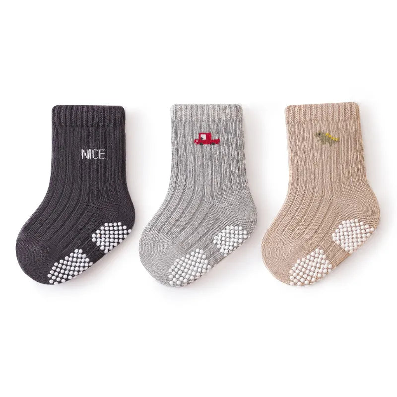 3 Pairs/lot 2023 Autumn Winter Children Non-Skid Embroidery Cartoon Socks Baby Boys Girls 0-5Y Pure Cotton Solid Gripper Socks - Krimiboutique